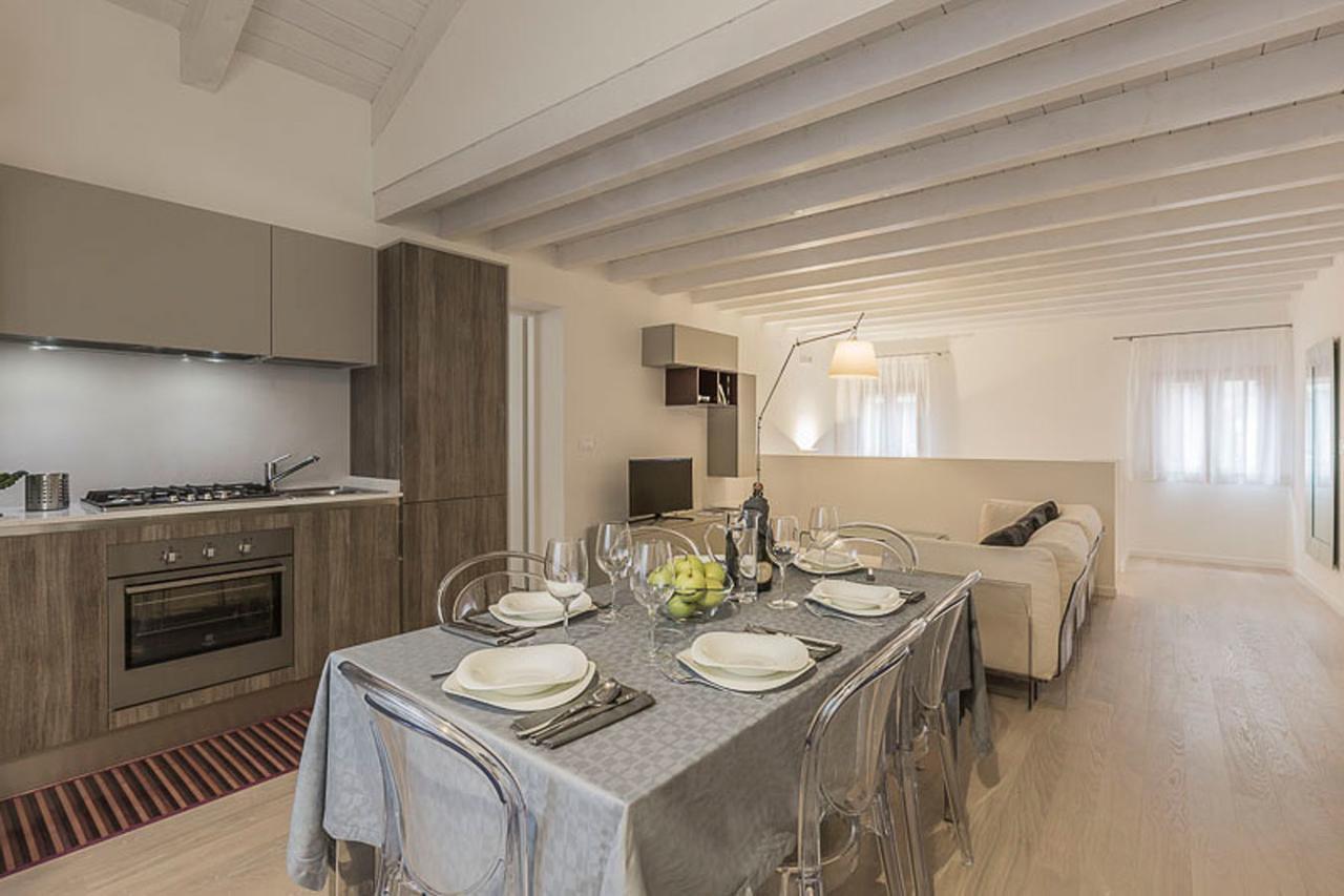Ca' Rossini 2 Apartment เวนิส ภายนอก รูปภาพ