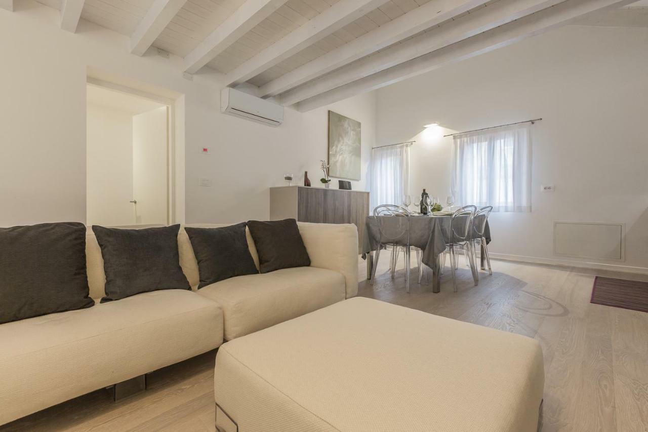 Ca' Rossini 2 Apartment เวนิส ภายนอก รูปภาพ